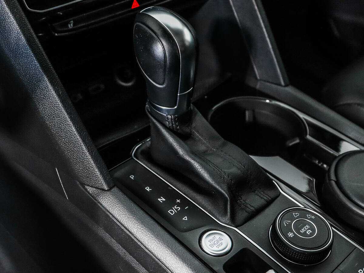 Volkswagen Teramont с пробегом — 2018 год. Фото: #9