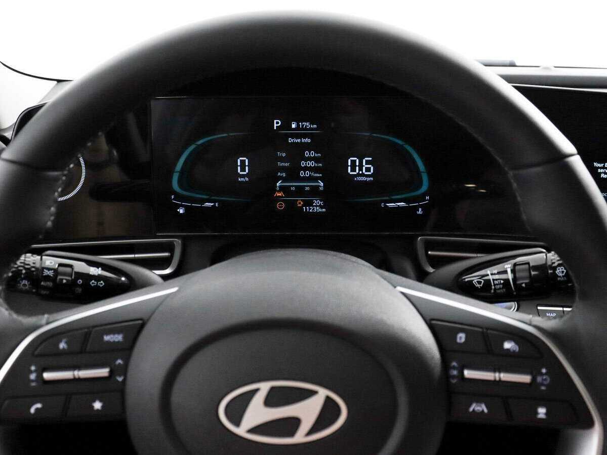 Hyundai Elantra с пробегом — 2024 год. Фото: #20