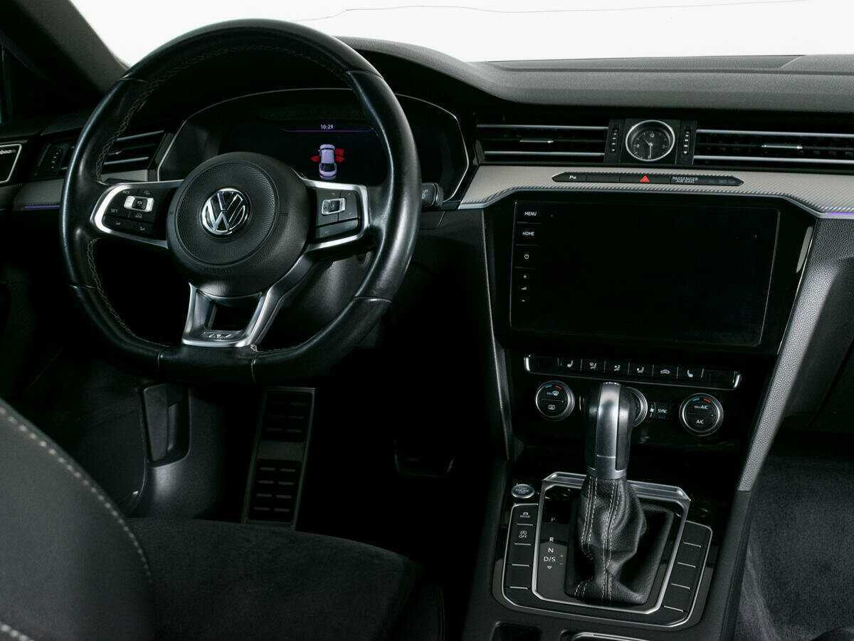 Volkswagen Arteon с пробегом — 2018 год. Фото: #11