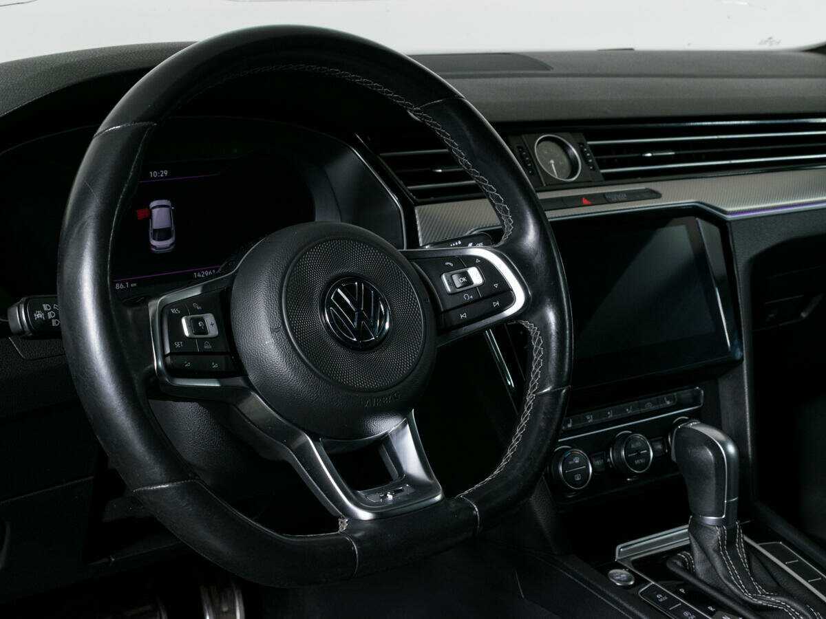 Volkswagen Arteon с пробегом — 2018 год. Фото: #14