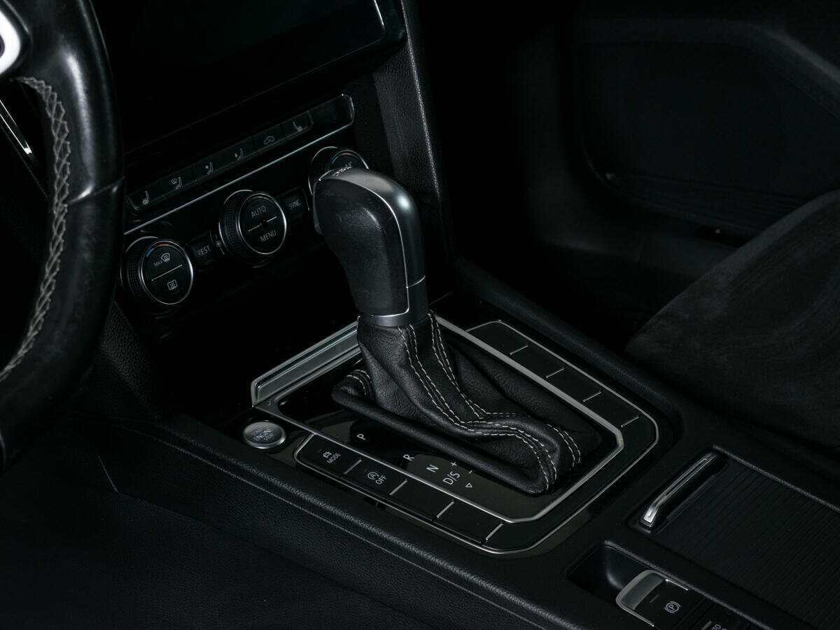 Volkswagen Arteon с пробегом — 2018 год. Фото: #16