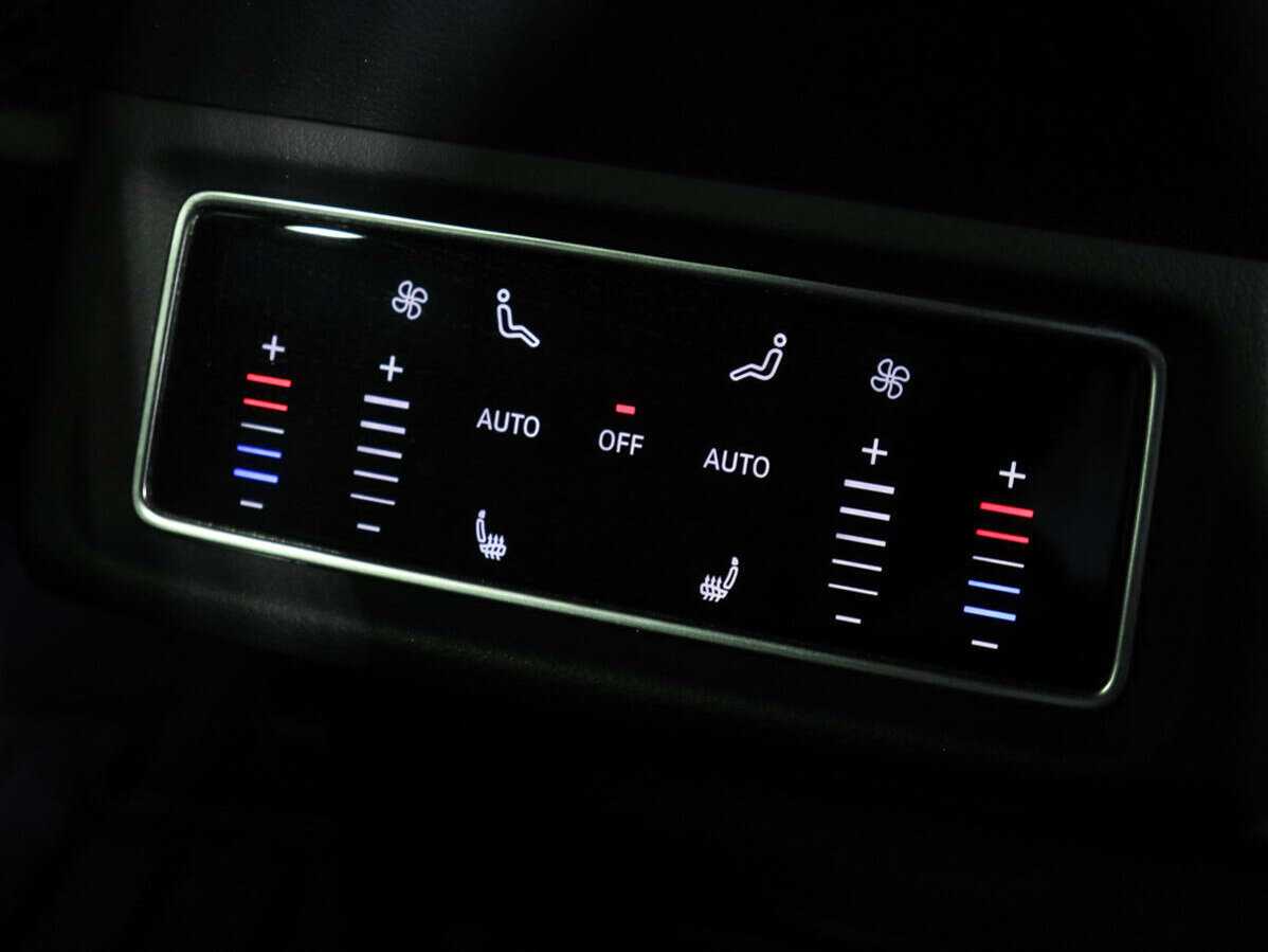 Audi e-tron с пробегом — 2020 год. Фото: #11