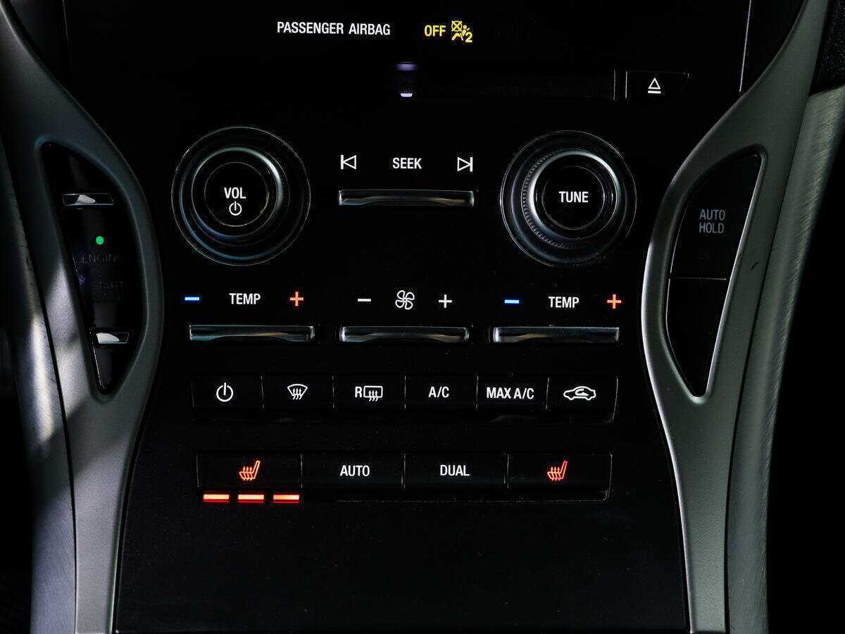 Lincoln Nautilus с пробегом — 2019 год. Фото: #15