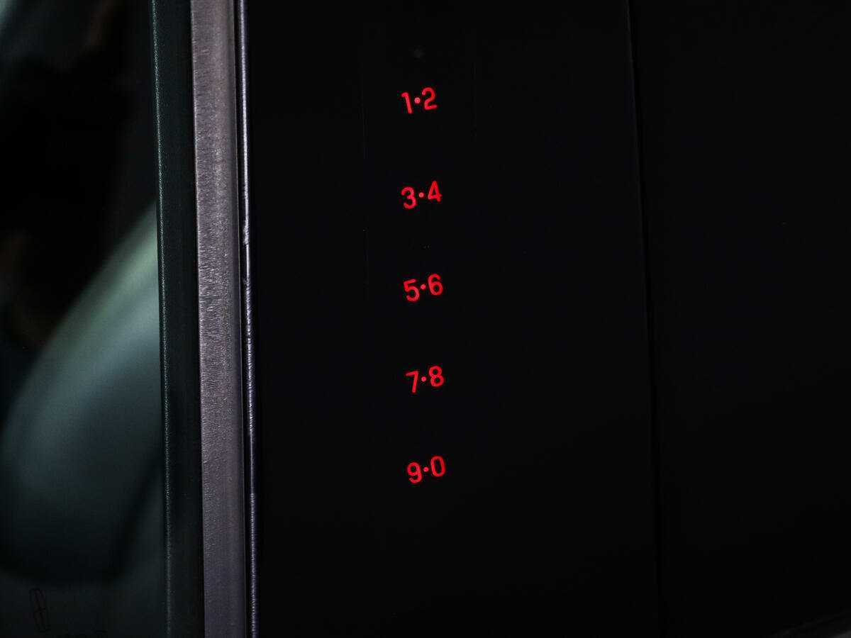 Lincoln Nautilus с пробегом — 2019 год. Фото: #18