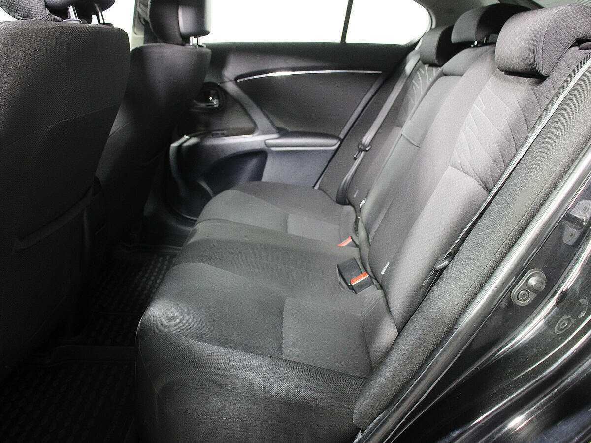 Toyota Avensis с пробегом — 2009 год. Фото: #7