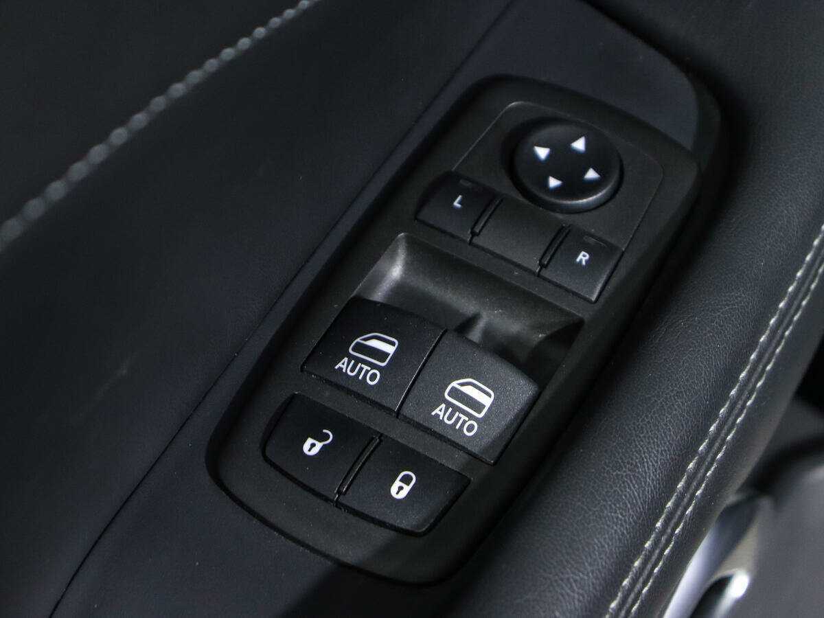 Dodge Challenger с пробегом — 2022 год. Фото: #15