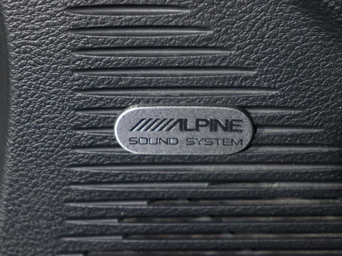 Dodge Challenger с пробегом — 2022 год. Фото: #17