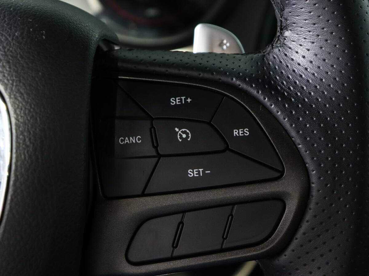 Dodge Challenger с пробегом — 2022 год. Фото: #20