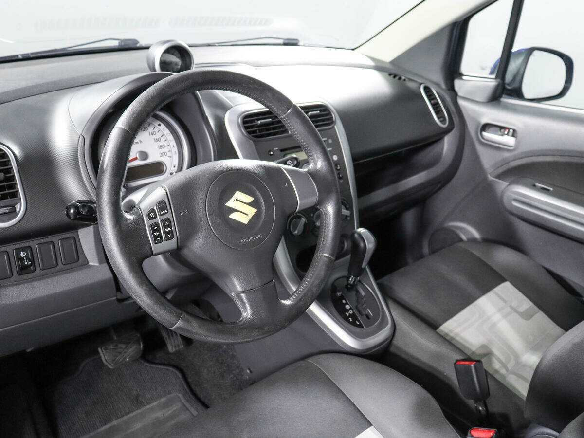Suzuki Splash с пробегом — 2011 год. Фото: #11