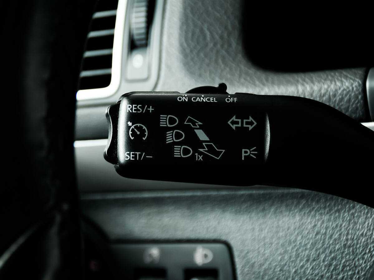 Volkswagen Touran с пробегом — 2013 год. Фото: #14