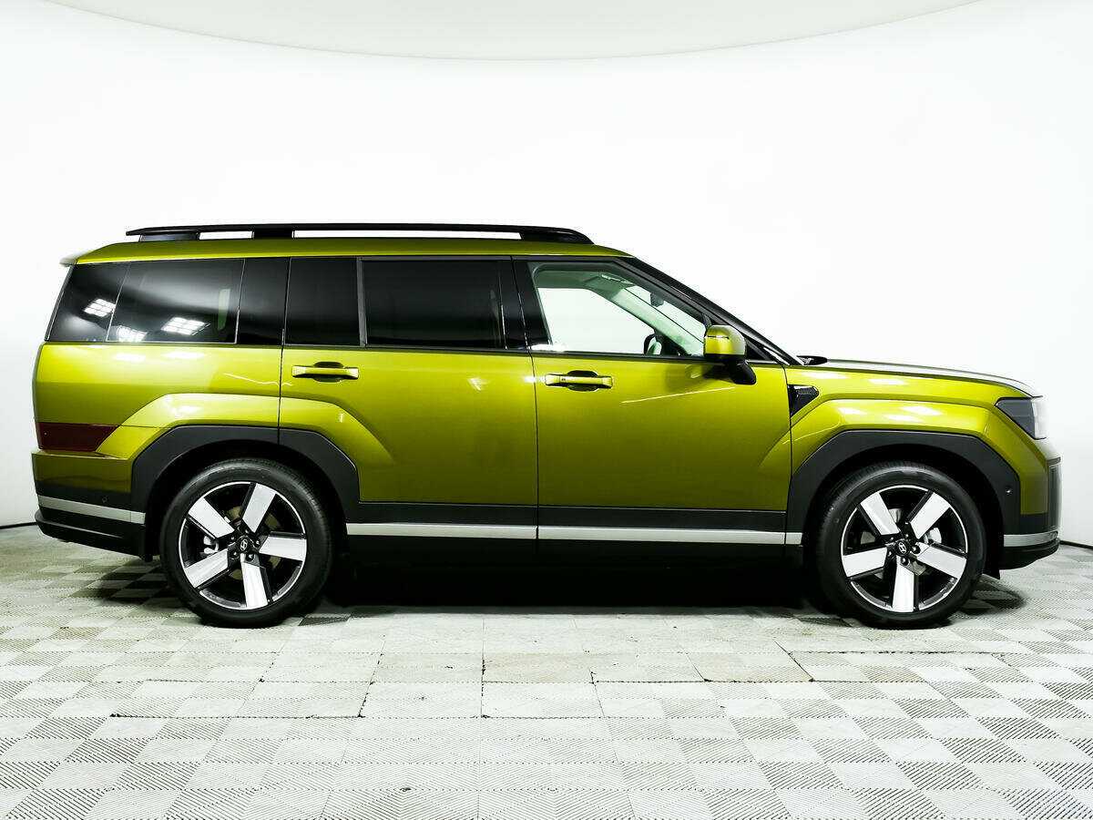 Hyundai Santa Fe с пробегом — 2024 год. Фото: #3