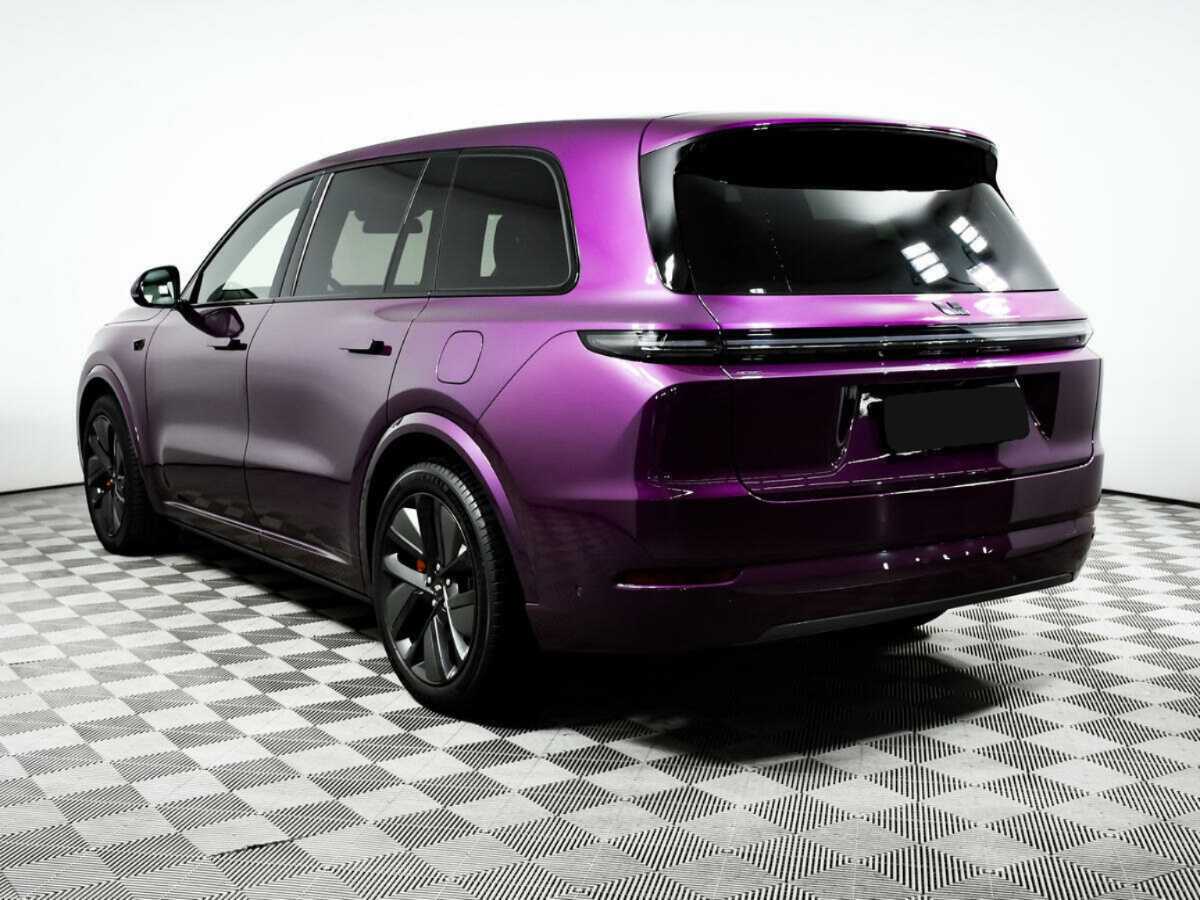 LiXiang L9 с пробегом — 2023 год. Фото: #6