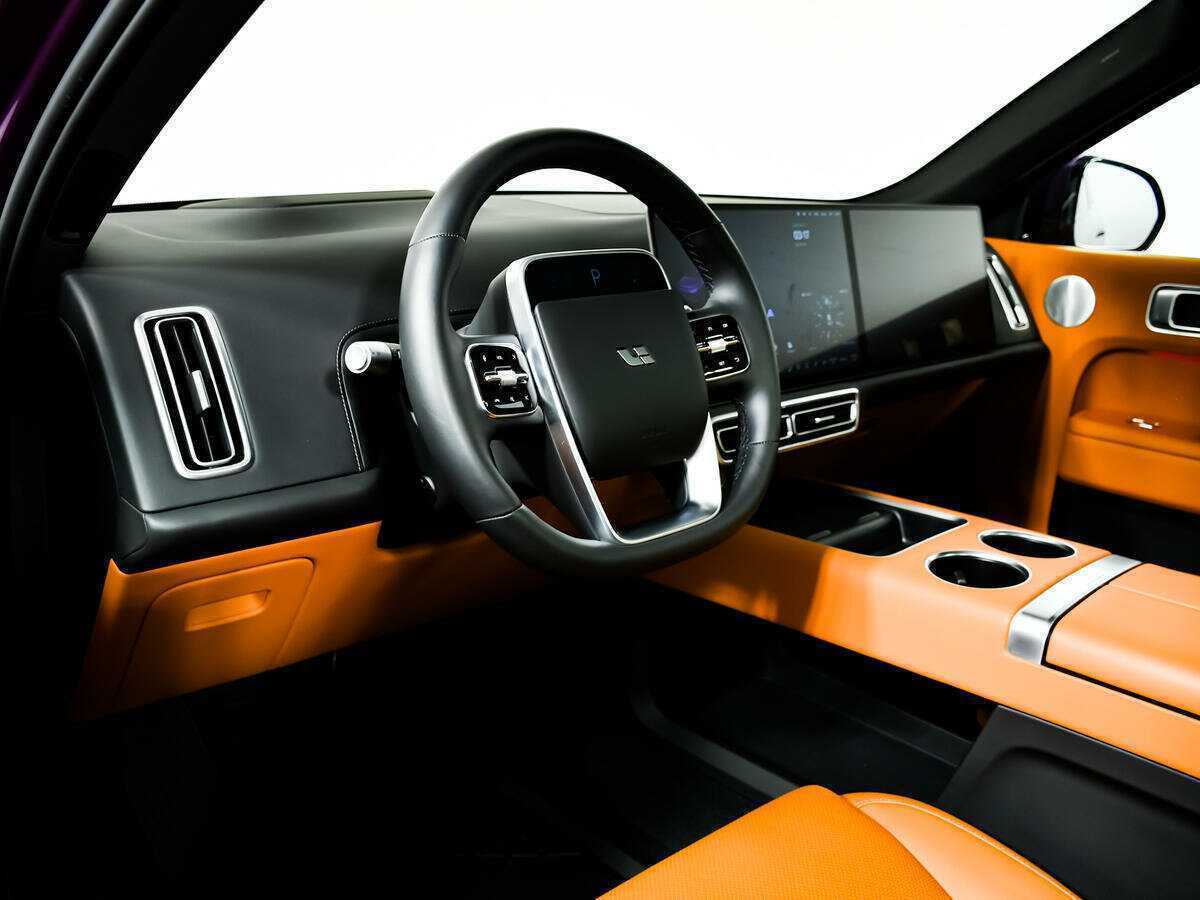 LiXiang L9 с пробегом — 2023 год. Фото: #12