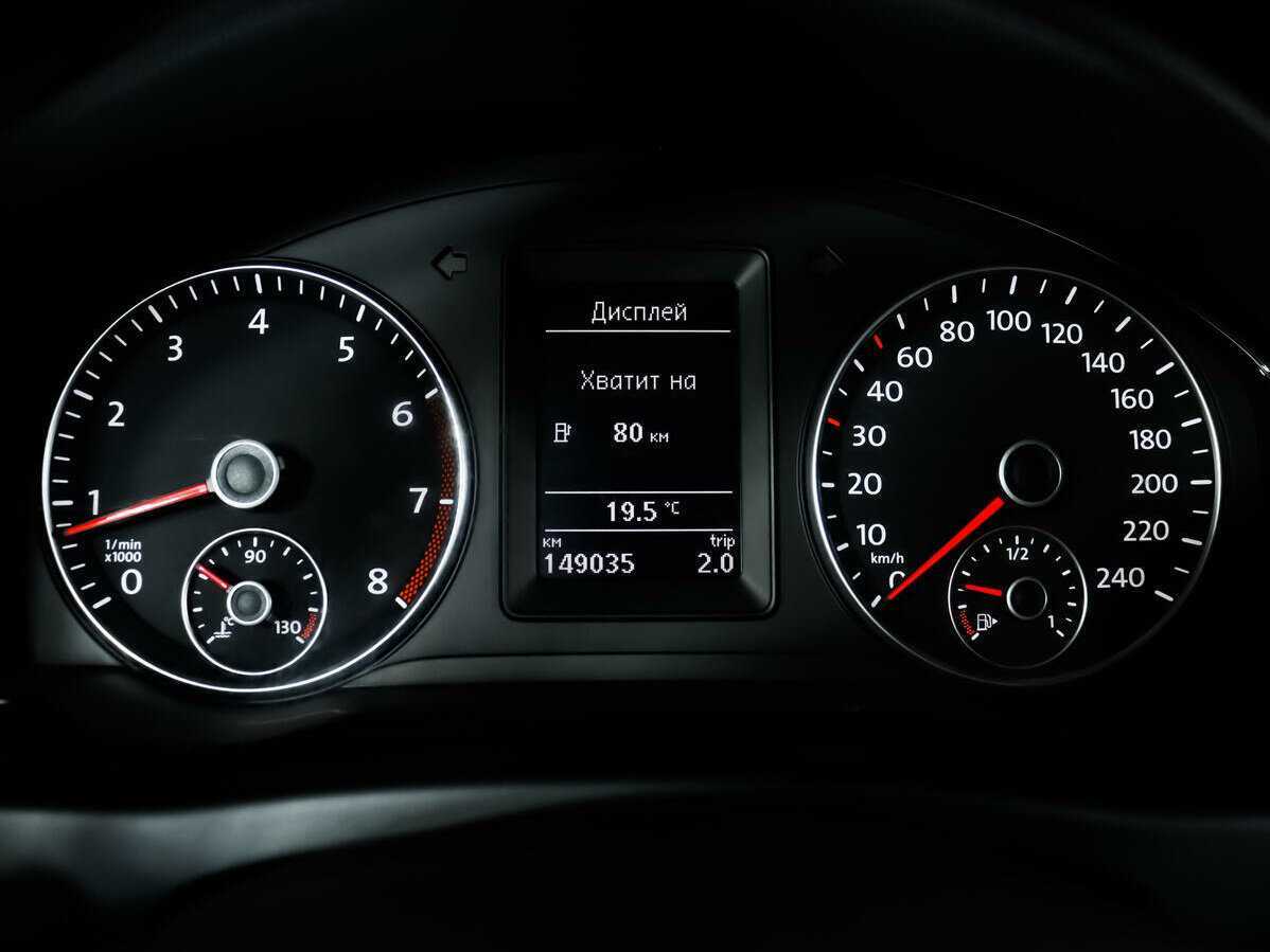 Volkswagen Golf Plus с пробегом — 2010 год. Фото: #8