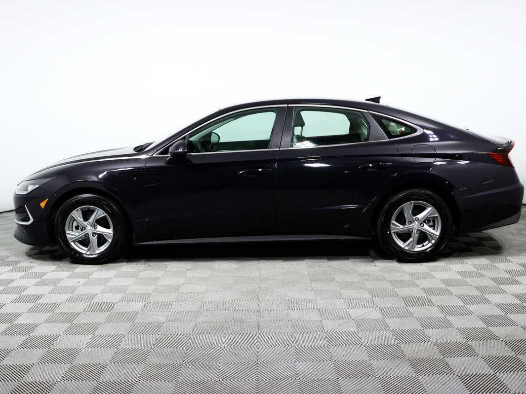 Hyundai Sonata с пробегом — 2022 год. Фото: #7