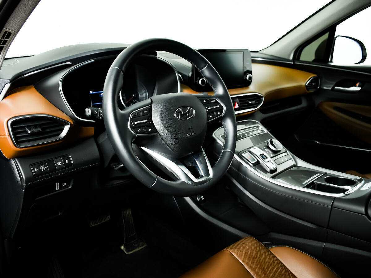 Hyundai Santa Fe с пробегом — 2022 год. Фото: #12