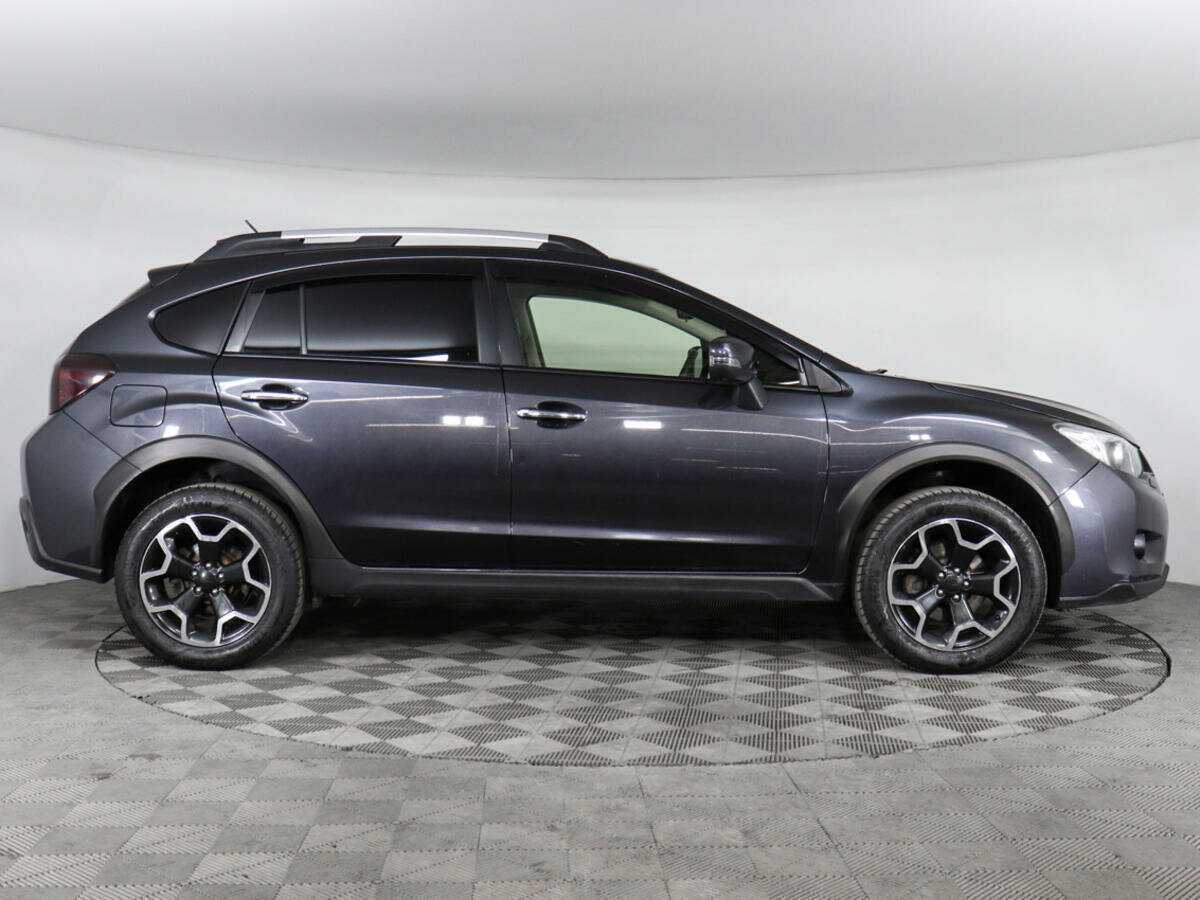 Subaru XV с пробегом — 2014 год. Фото: #3