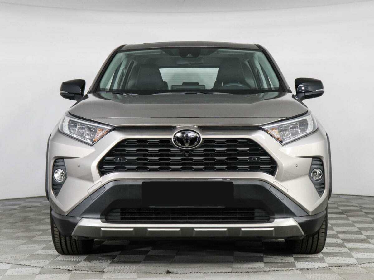 Toyota RAV4 с пробегом — 2023 год. Фото: #1