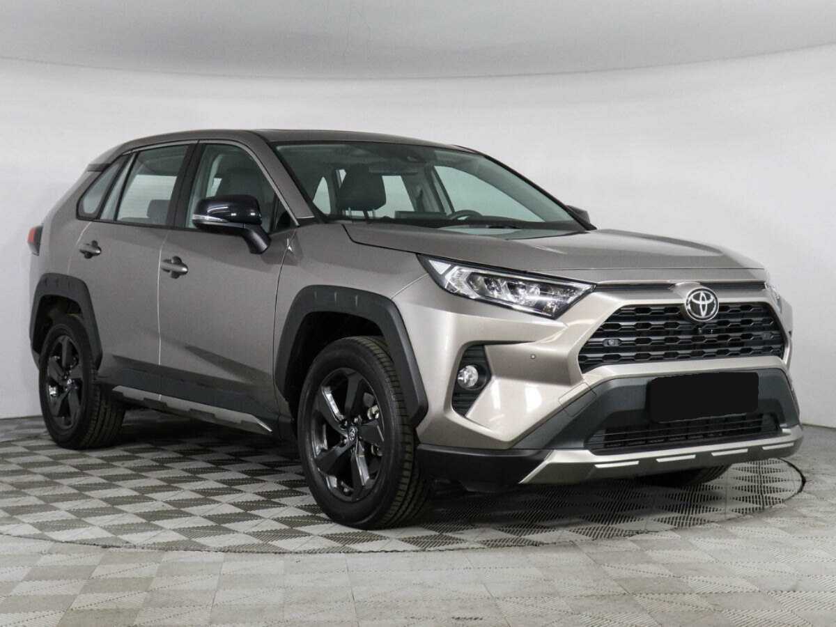 Toyota RAV4 с пробегом — 2023 год. Фото: #2