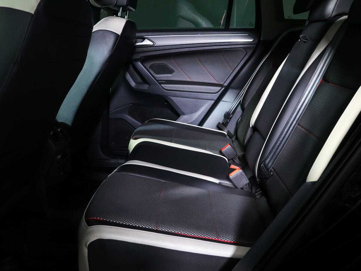 Volkswagen Tiguan с пробегом — 2021 год. Фото: #7