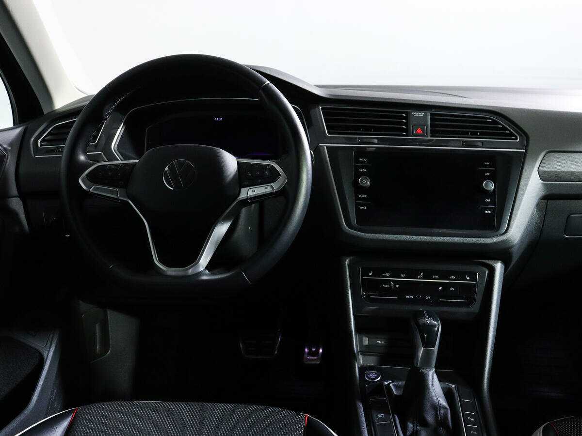 Volkswagen Tiguan с пробегом — 2021 год. Фото: #9