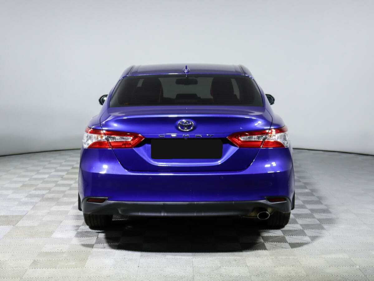 Toyota Camry с пробегом — 2021 год. Фото: #5