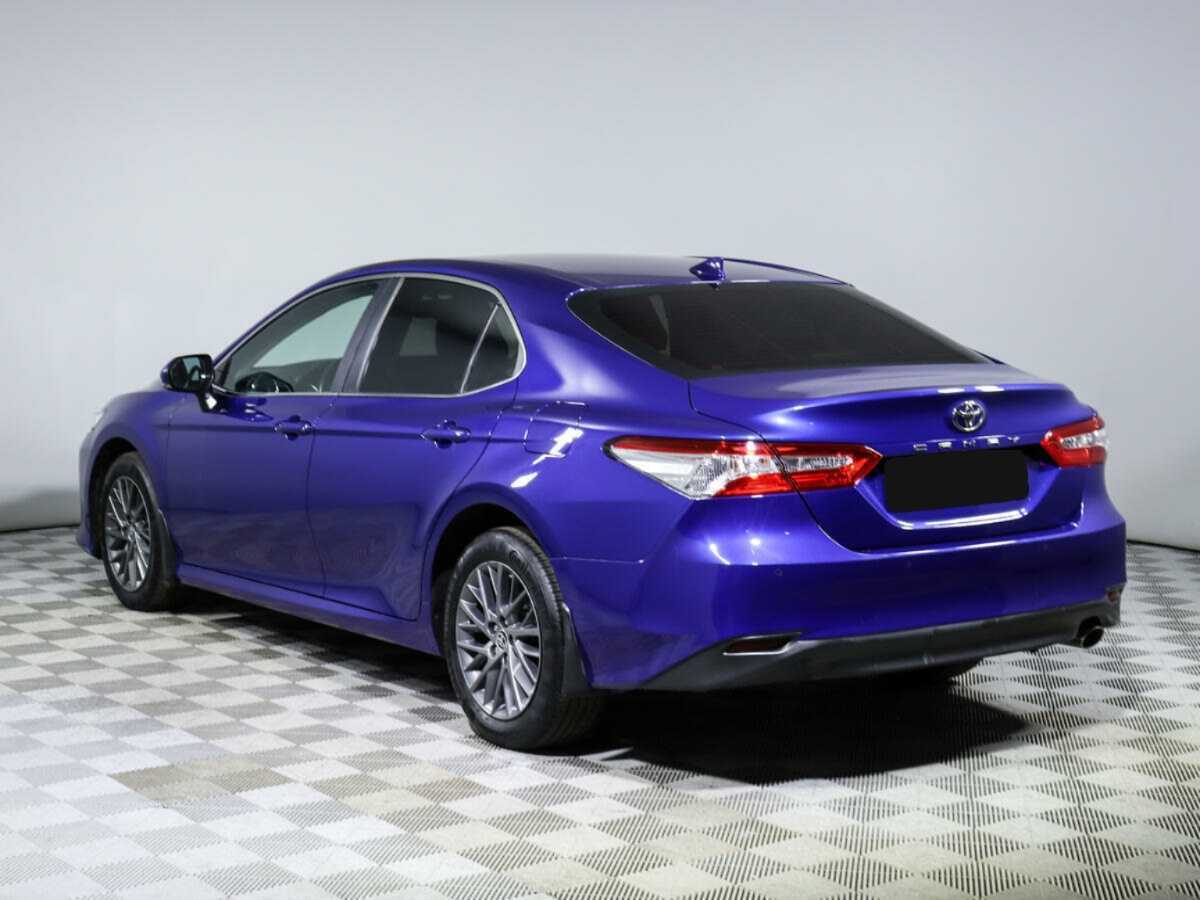 Toyota Camry с пробегом — 2021 год. Фото: #6