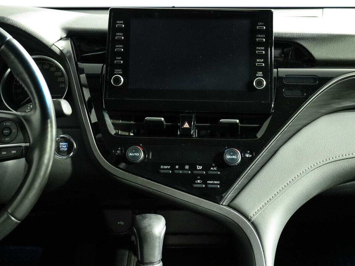 Toyota Camry с пробегом — 2021 год. Фото: #12