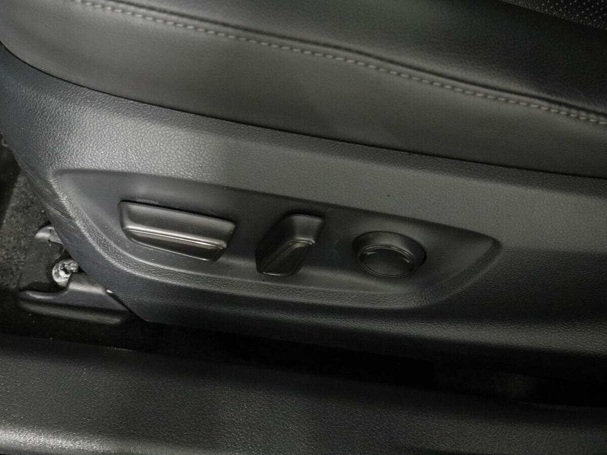 Toyota Camry с пробегом — 2021 год. Фото: #18