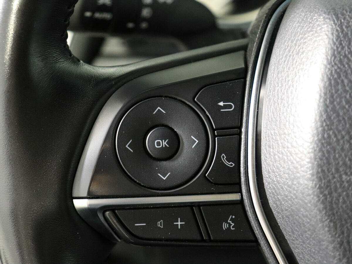 Toyota Camry с пробегом — 2021 год. Фото: #20