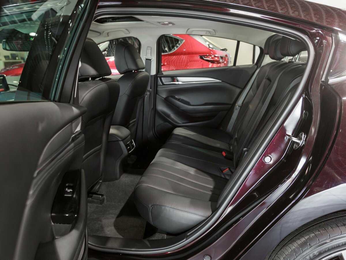 Mazda 6 с пробегом — 2023 год. Фото: #9