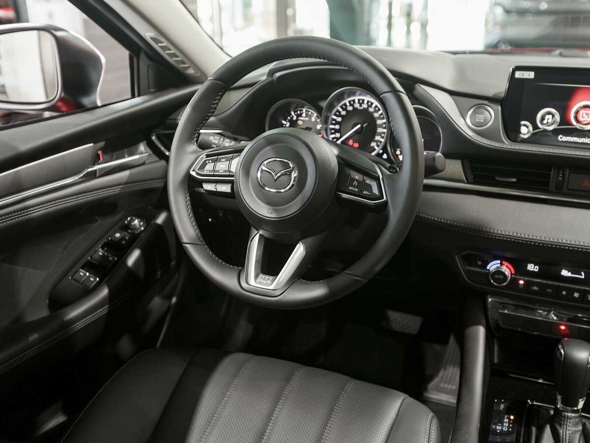 Mazda 6 с пробегом — 2023 год. Фото: #13