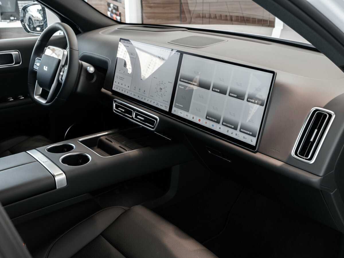 LiXiang L7 с пробегом — 2024 год. Фото: #9