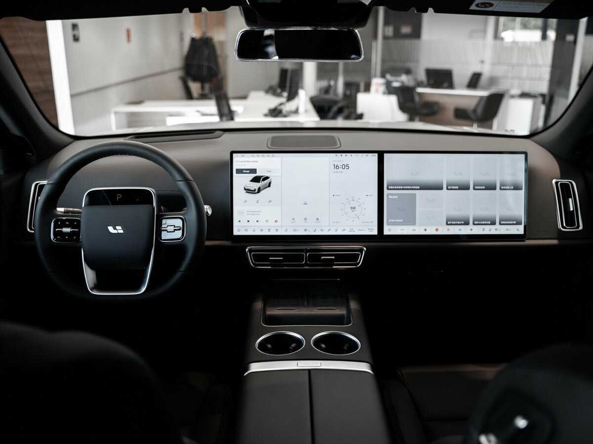 LiXiang L7 с пробегом — 2024 год. Фото: #14