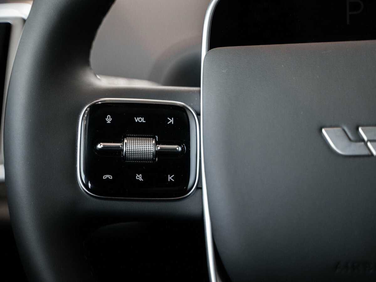 LiXiang L7 с пробегом — 2024 год. Фото: #20