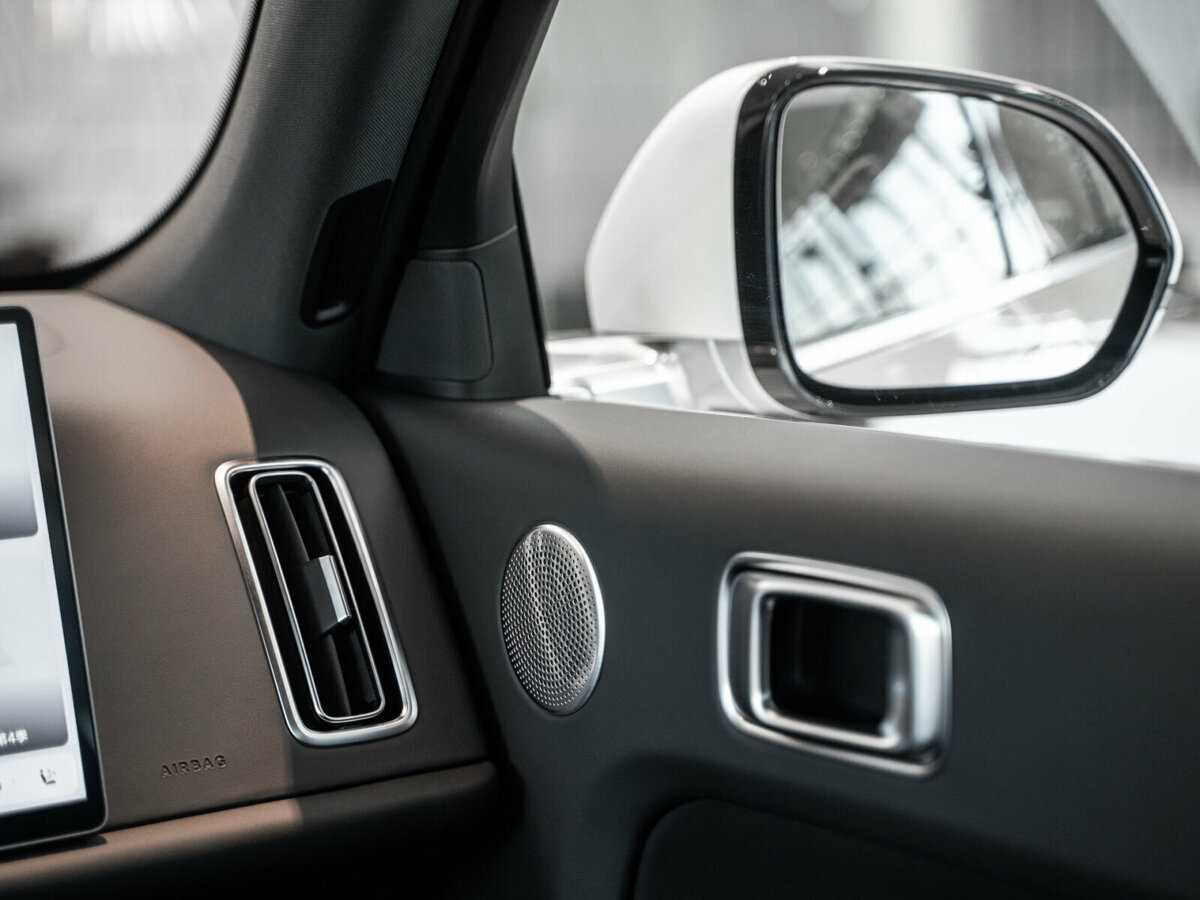 LiXiang L7 с пробегом — 2024 год. Фото: #26