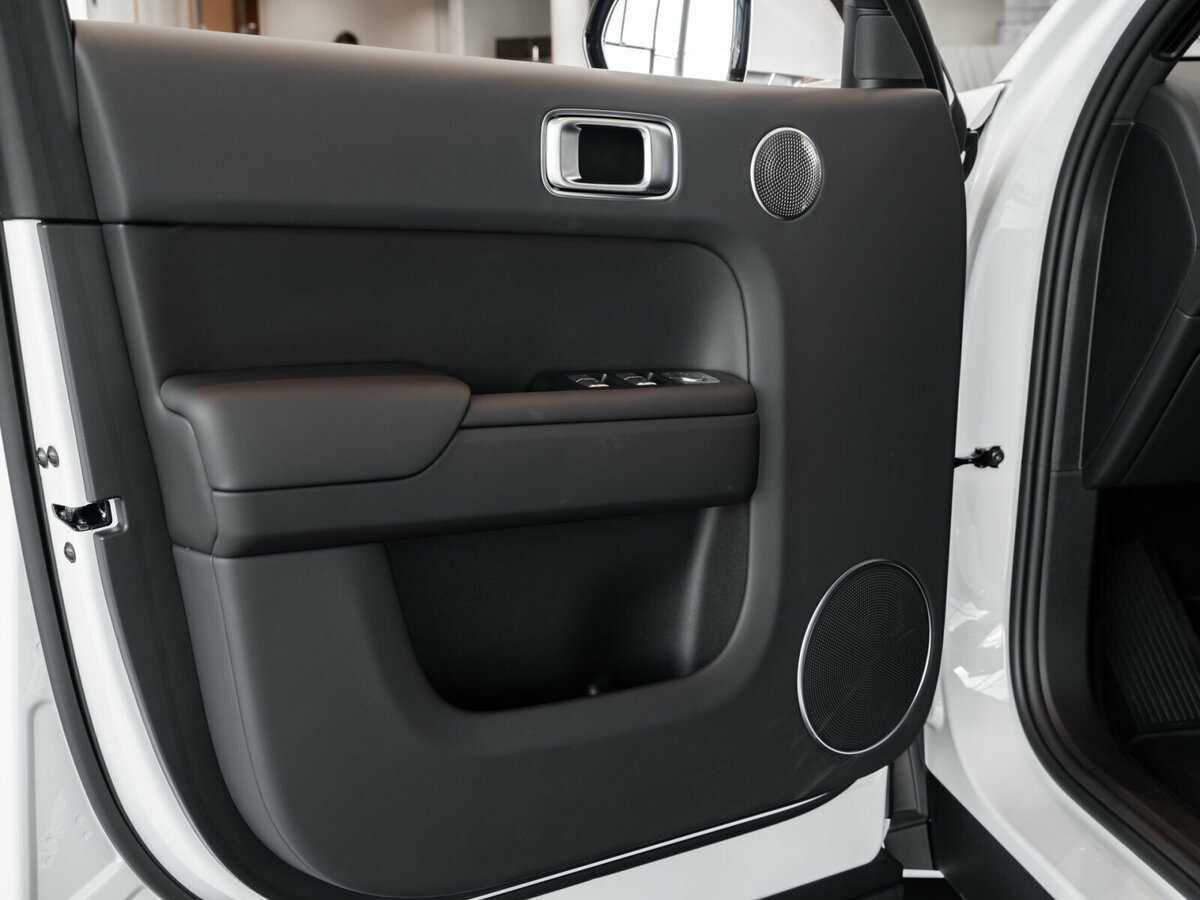 LiXiang L7 с пробегом — 2024 год. Фото: #27