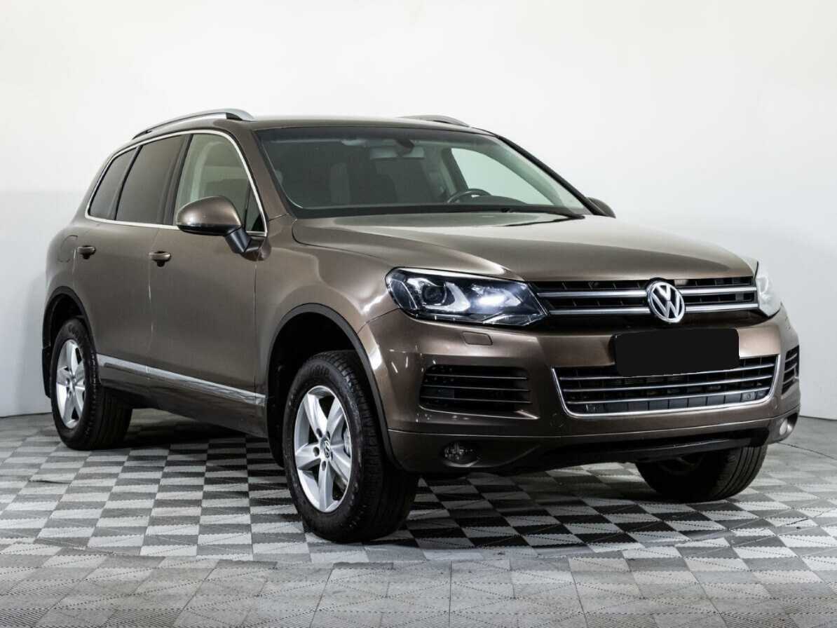 Volkswagen Touareg с пробегом — 2011 год. Фото: #2