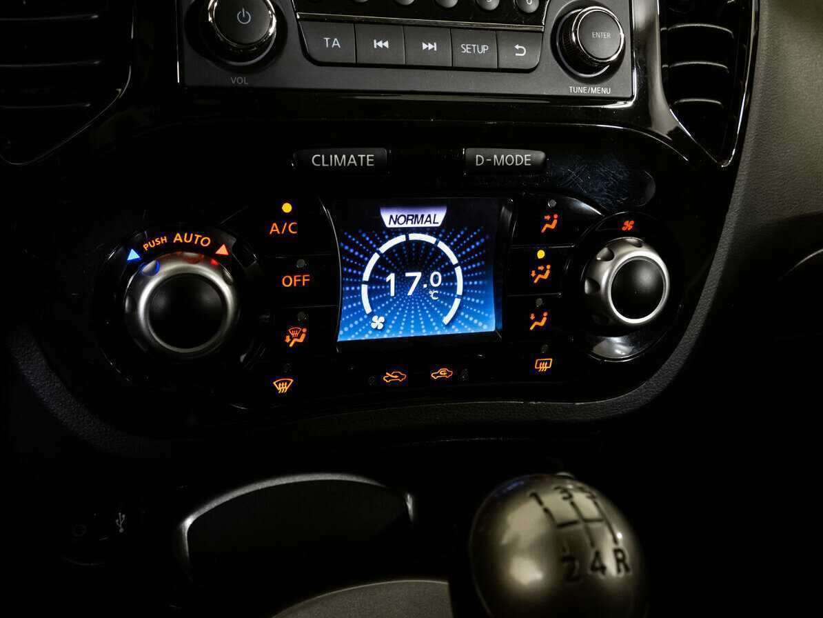 Nissan Juke с пробегом — 2011 год. Фото: #14