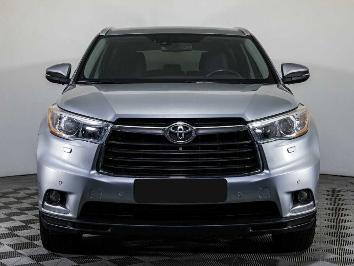 Toyota Highlander с пробегом — 2013 год. Фото: #1