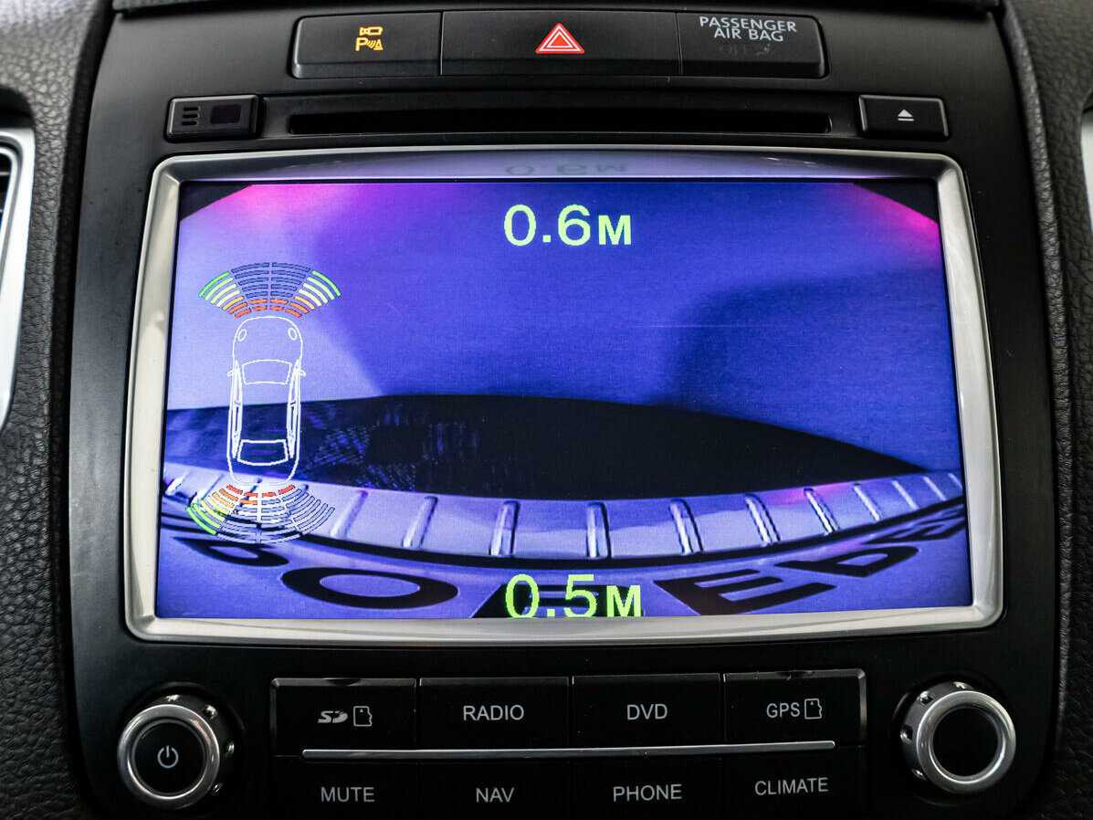 Volkswagen Touareg с пробегом — 2015 год. Фото: #14