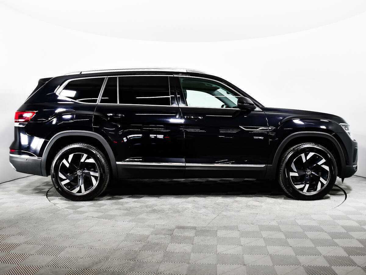 Volkswagen Teramont с пробегом — 2021 год. Фото: #3