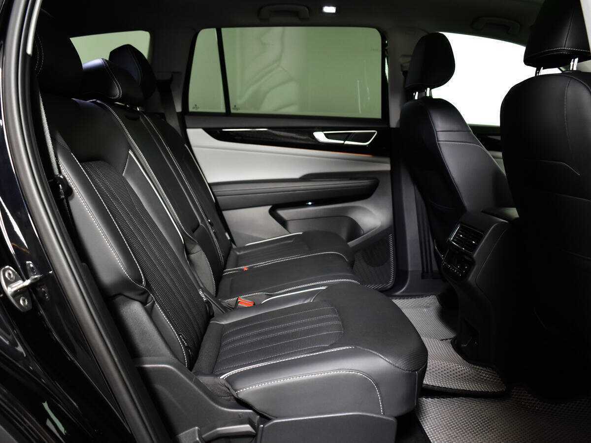 Volkswagen Teramont с пробегом — 2021 год. Фото: #9