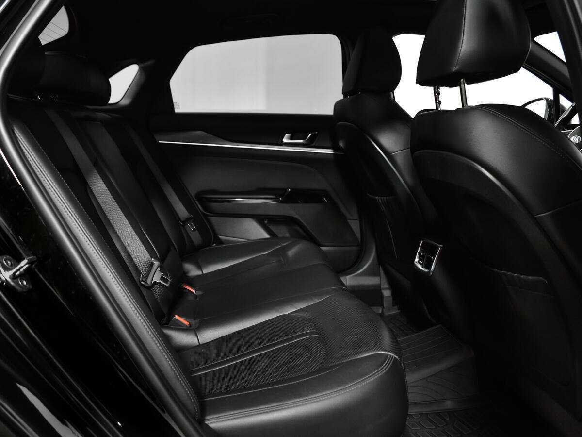 Kia K5 с пробегом — 2021 год. Фото: #9