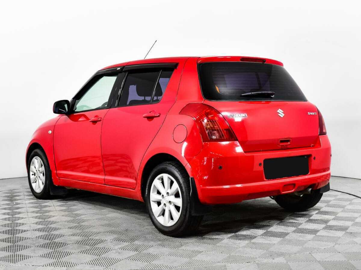Suzuki Swift с пробегом — 2006 год. Фото: #6