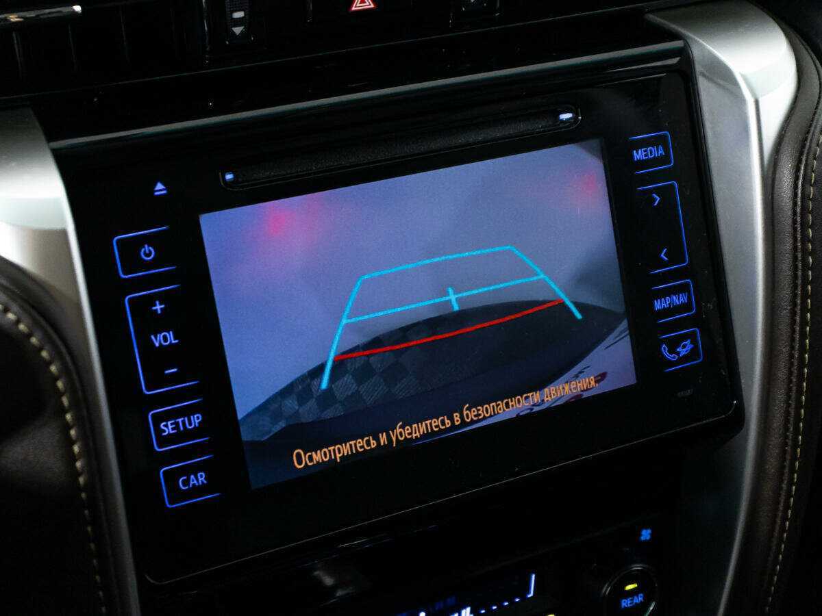 Toyota Fortuner с пробегом — 2018 год. Фото: #14