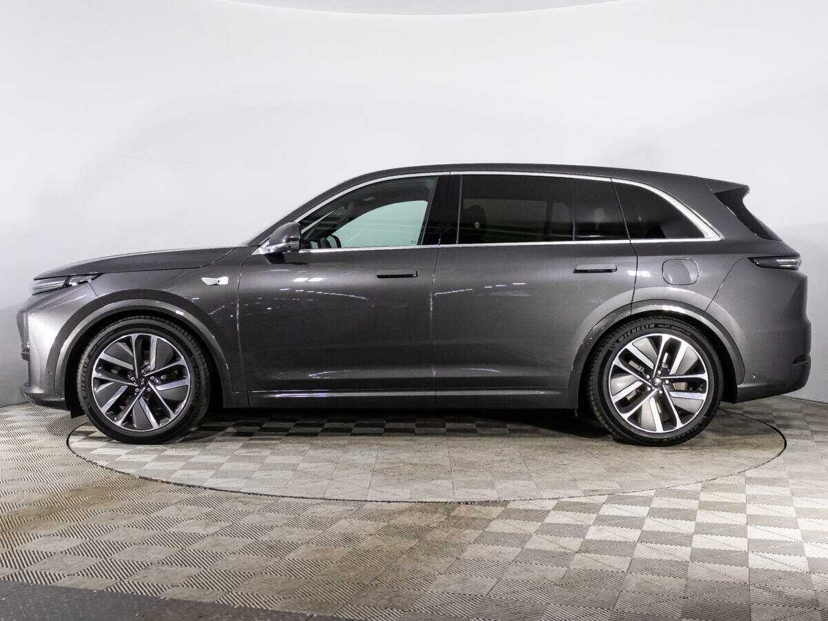 LiXiang L7 с пробегом — 2024 год. Фото: #7