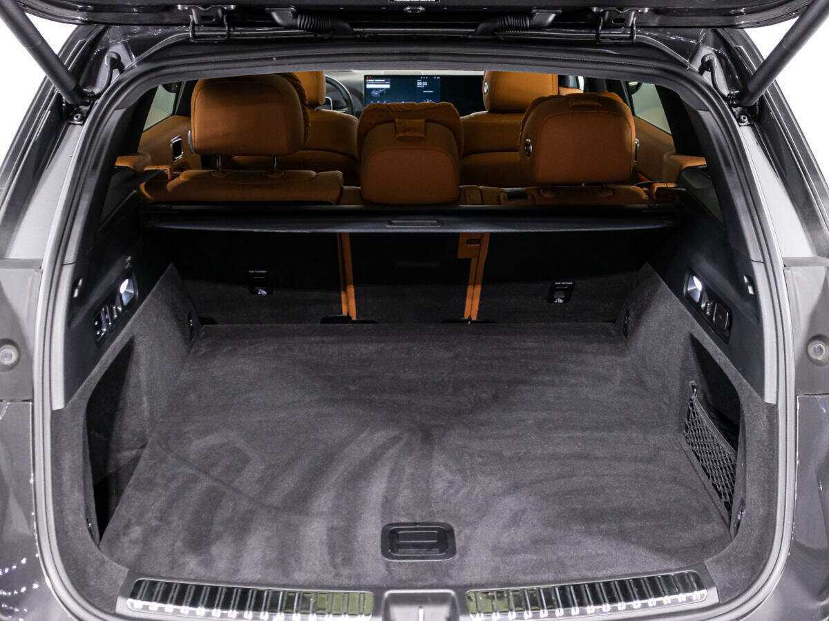 LiXiang L7 с пробегом — 2024 год. Фото: #13