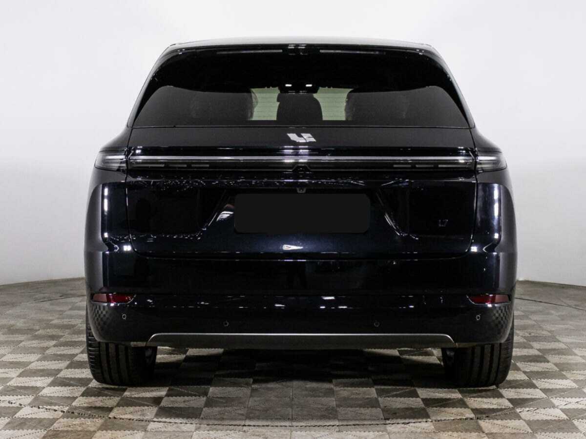 LiXiang L7 с пробегом — 2024 год. Фото: #5