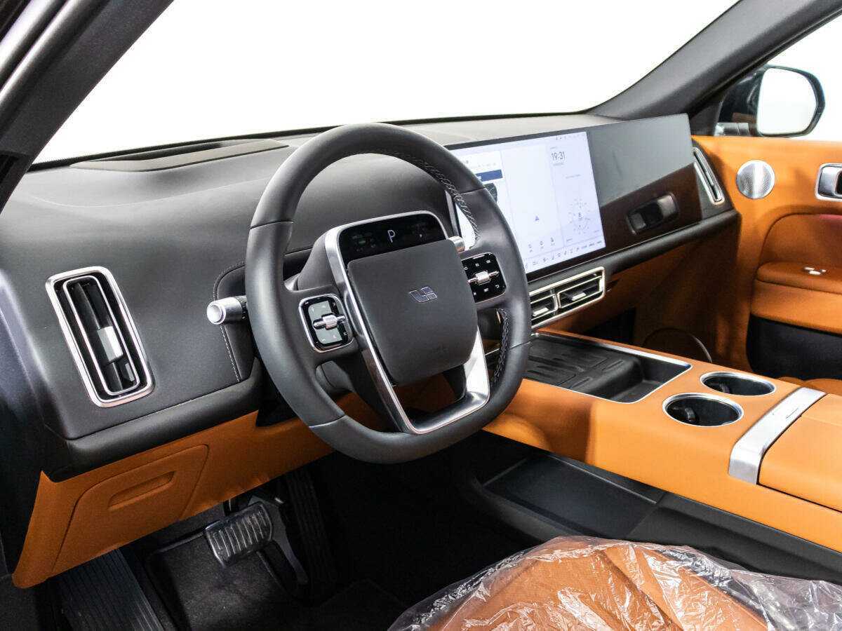 LiXiang L7 с пробегом — 2024 год. Фото: #10